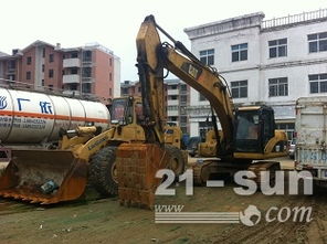 二手卡特彼勒挖掘機價格與參數(shù)解析——中國工程機械二手網(wǎng)選購指南